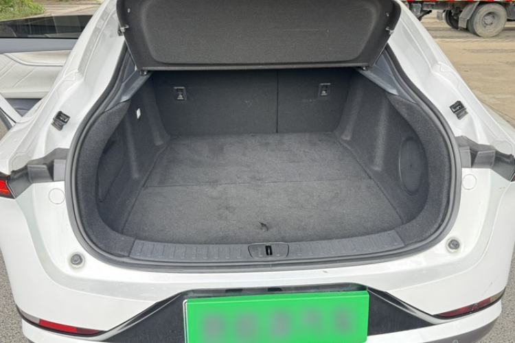 Used CHANGAN NEVO A07 2023 Range-Extended 200 Pro Trunk