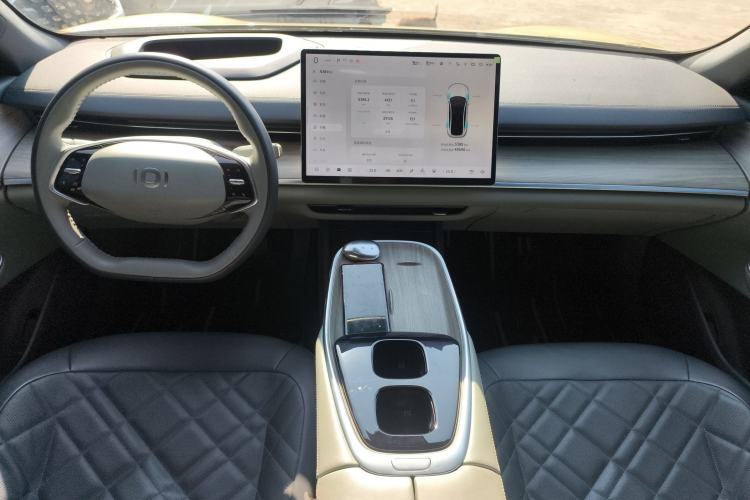 Used CHANGAN NEVO A07 2023 Range-Extended 200 Air Center Console