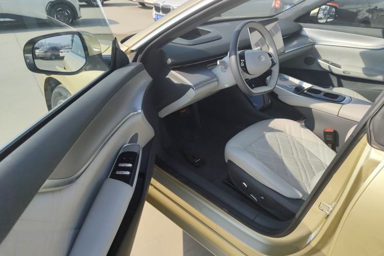 Used CHANGAN NEVO A07 2023 Range-Extended 200 Max Driver Seat