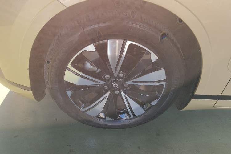 Used CHANGAN NEVO A07 2023 Range-Extended 200 Max Exterior 7