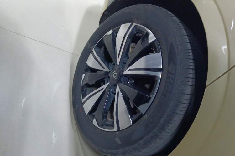 Used CHANGAN NEVO A07 2023 Range-Extended 200 Max Exterior 8
