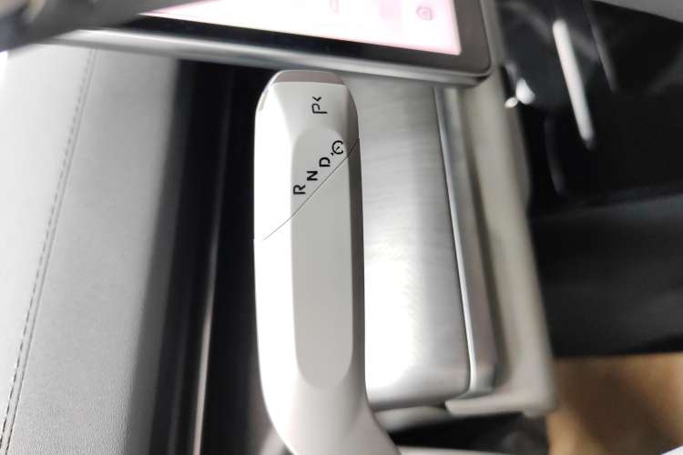 Used CHANGAN NEVO A07 2023 Range-Extended 200 Max Gear Lever