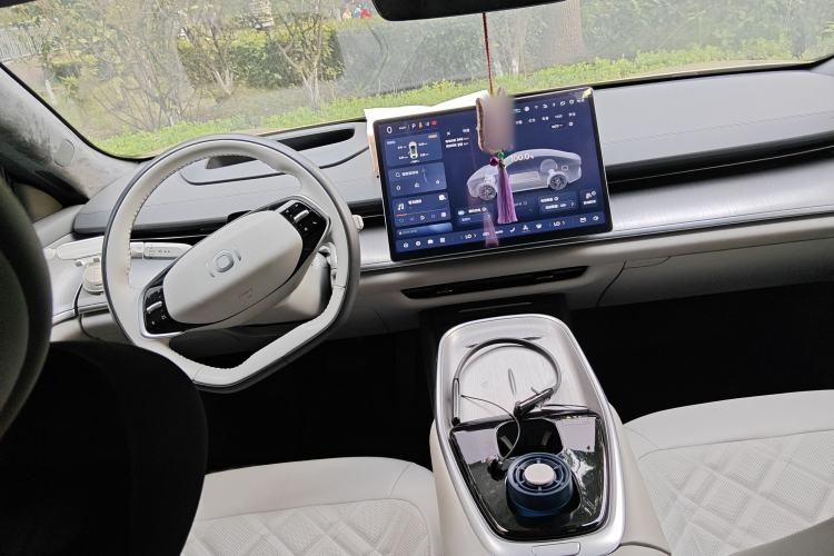 Used CHANGAN NEVO A07 2023 Range-Extended 200 Max Interior 2