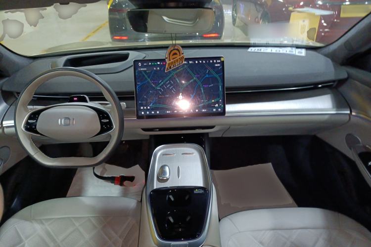 Used CHANGAN NEVO A07 2023 Range-Extended 200 Max Interior 2