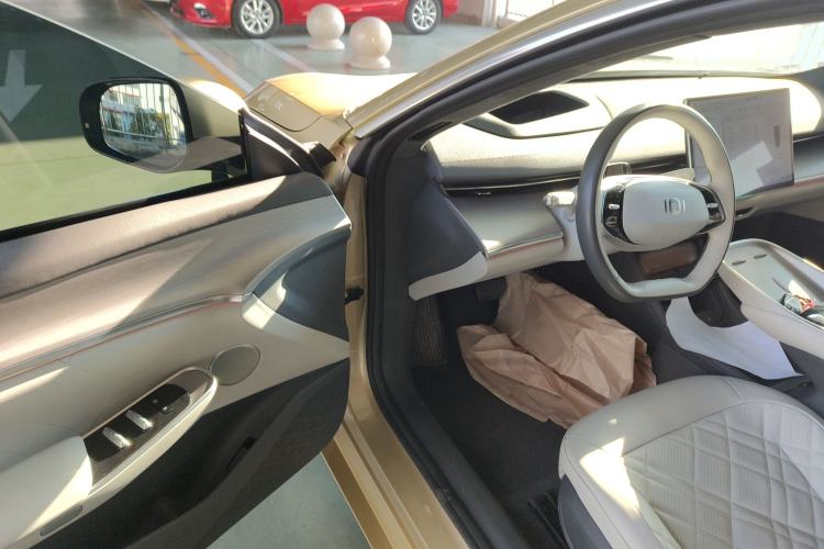Used CHANGAN NEVO A07 2023 Range-Extended 200 Max Interior 3