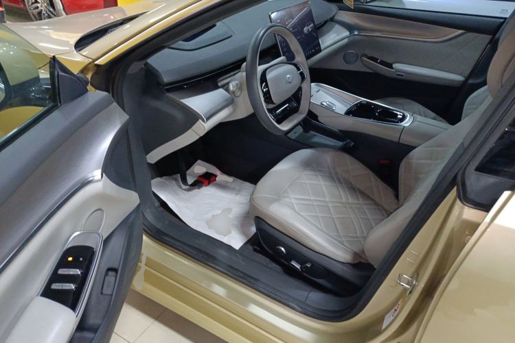 Used CHANGAN NEVO A07 2023 Range-Extended 200 Max Interior 3