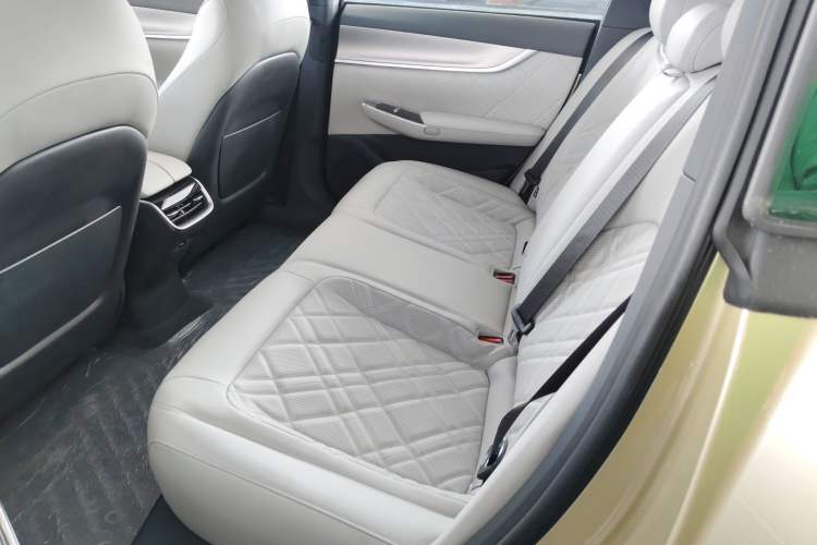 Used CHANGAN NEVO A07 2023 Range-Extended 200 Max Interior 4