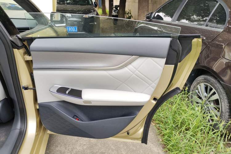 Used CHANGAN NEVO A07 2023 Range-Extended 200 Max Interior 6