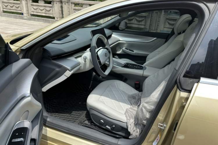 Used CHANGAN NEVO A07 2023 Range-Extended 200 Max Left Front Seat