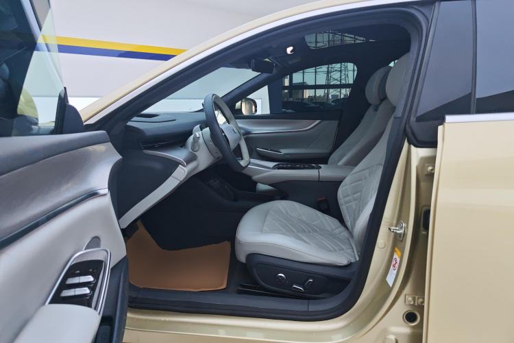 Used CHANGAN NEVO A07 2023 Range-Extended 200 Max Left Front Seat