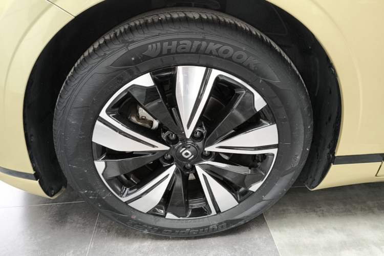 Used CHANGAN NEVO A07 2023 Range-Extended 200 Max Left Front Wheel Hub