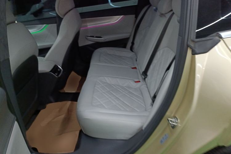 Used CHANGAN NEVO A07 2023 Range-Extended 200 Max Left Rear Seat