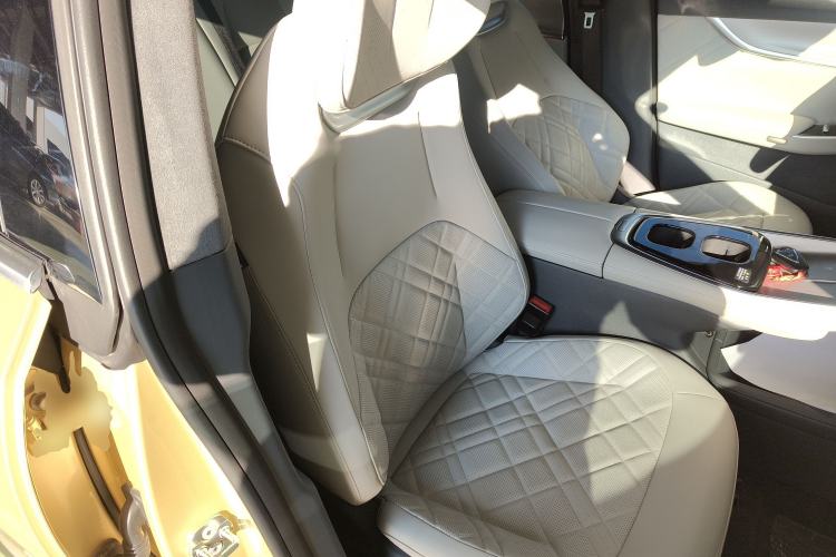 Used CHANGAN NEVO A07 2023 Range-Extended 200 Max Right Front Seat