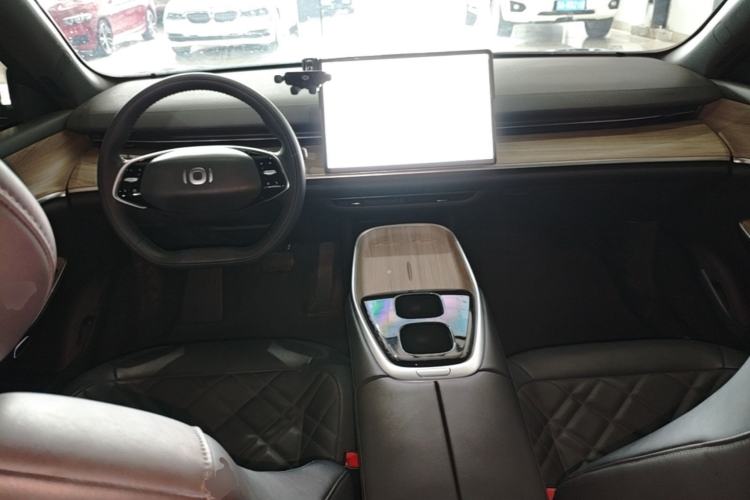 Used CHANGAN NEVO A07 2024 All-Electric "True Fragrant" Edition 515 Elite Model Center Console