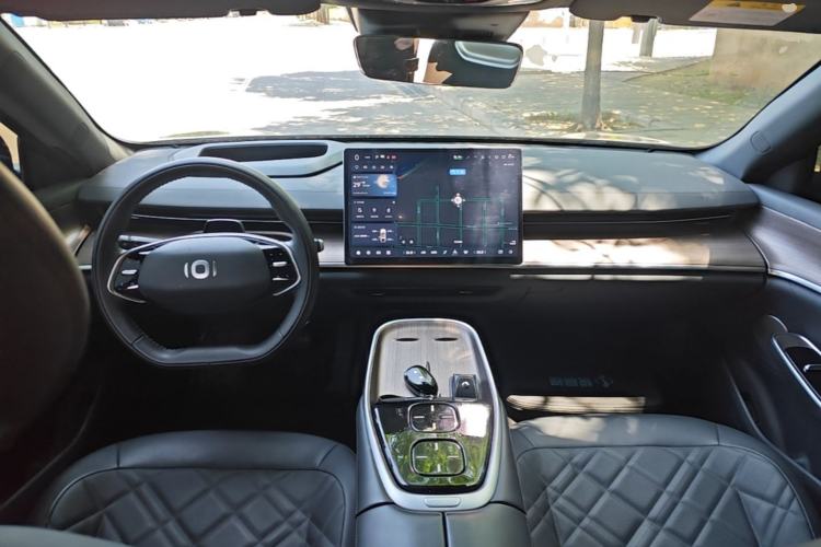 Used CHANGAN NEVO A07 2024 Pure Electric "True Fragrance" Edition 515 Prestige Model Center Console
