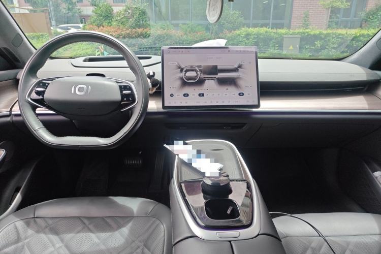 Used CHANGAN NEVO A07 2024 All-Electric "True Fragrance" Edition 710 Flagship Model Center Console