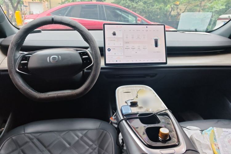 Used CHANGAN NEVO A07 2024 All-Electric "True Fragrant" Edition 515 Elite Model Center Console