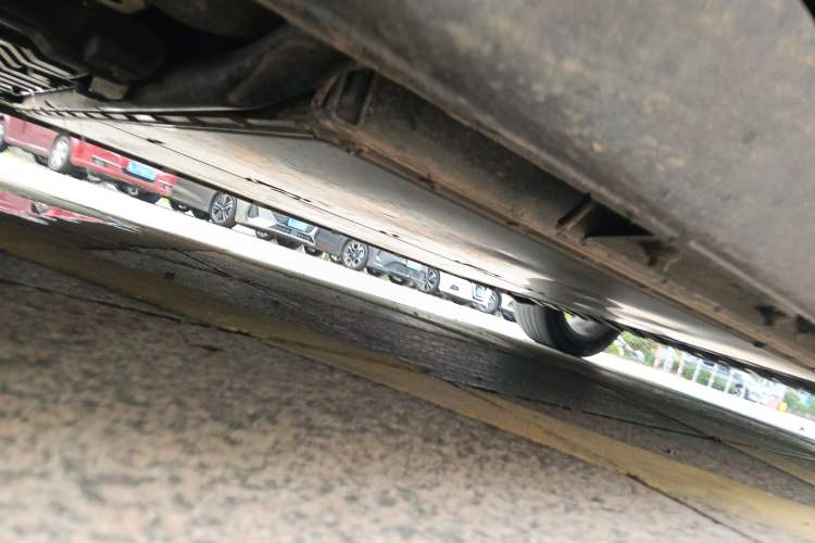 Used CHANGAN NEVO A07 2024 All-Electric "True Fragrant" Edition 515 Elite Model Chassis Front Left