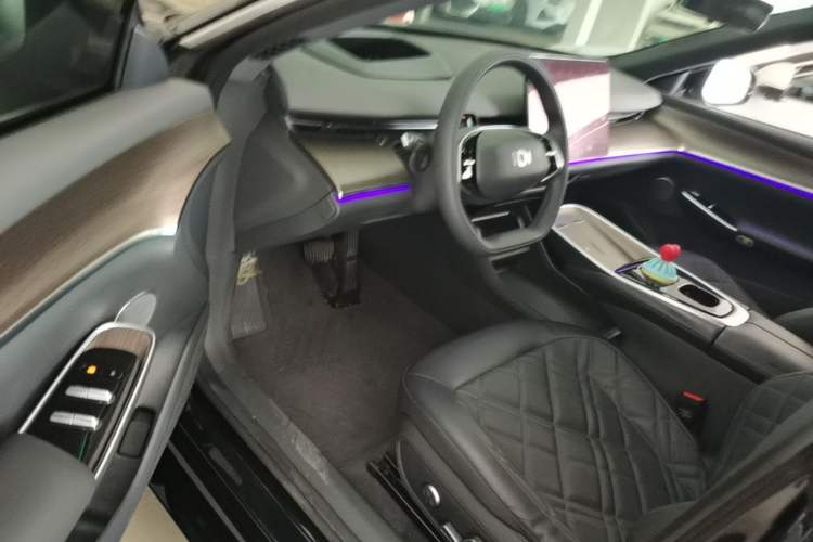 Used CHANGAN NEVO A07 2024 All-Electric "True Fragrance" Edition 515 Luxurious Model 58.9 kWh Driver Seat