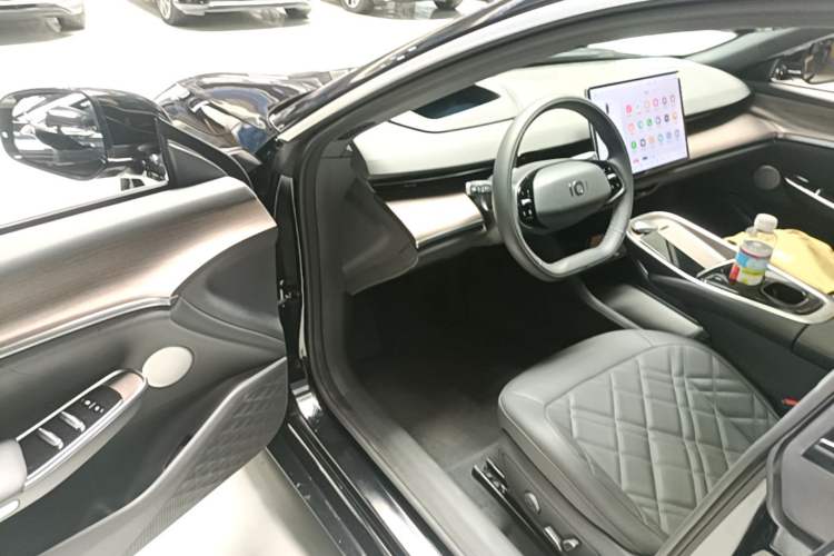 Used CHANGAN NEVO A07 2024 Pure Electric "True Fragrance" Edition 515 Prestige Model Driver Seat