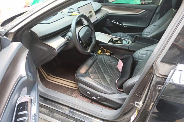 Used CHANGAN NEVO A07 2024 All-Electric "True Fragrance" Edition 710 Flagship Model Driver Seat