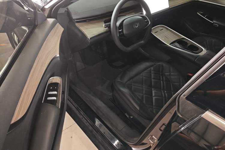 Used CHANGAN NEVO A07 2024 All-Electric "True Fragrant" Edition 515 Elite Model Driver Seat