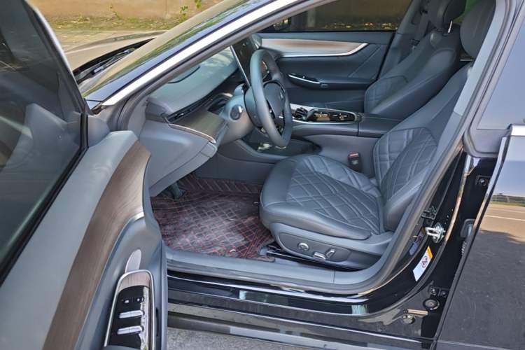Used CHANGAN NEVO A07 2024 Pure Electric "True Fragrance" Edition 515 Prestige Model Driver Seat