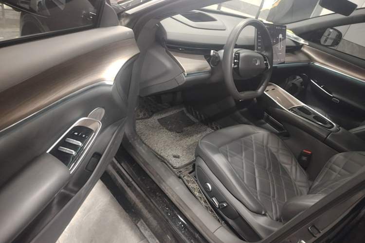 Used CHANGAN NEVO A07 2024 Pure Electric "True Fragrance" Edition 515 Prestige Model Driver Seat