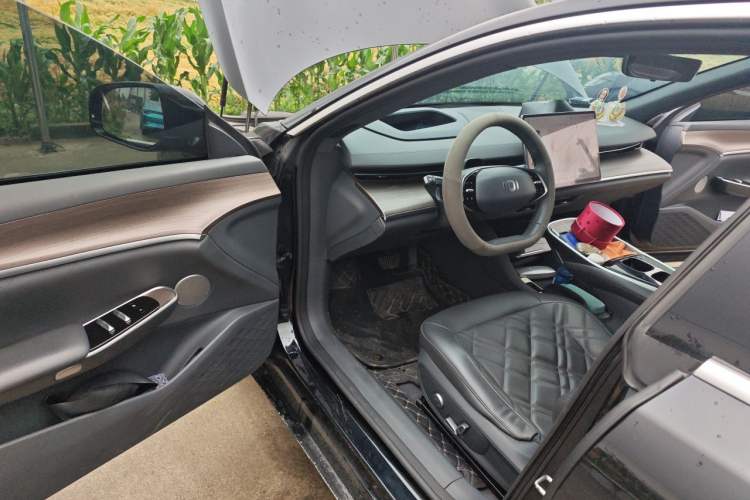 Used CHANGAN NEVO A07 2024 Pure Electric "True Fragrance" Edition 515 Prestige Model Driver Seat