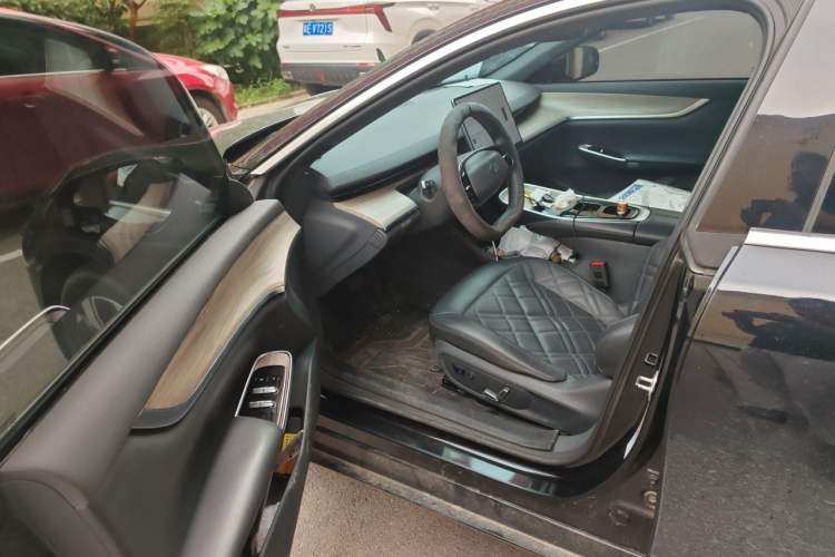 Used CHANGAN NEVO A07 2024 All-Electric "True Fragrant" Edition 515 Elite Model Driver Seat