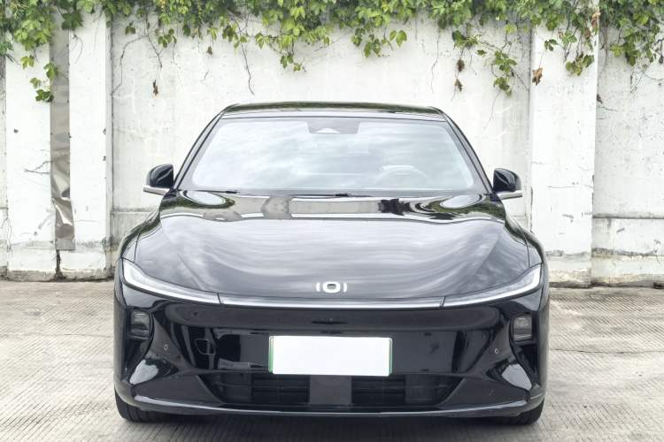 Used CHANGAN NEVO A07 2024 All-Electric "True Fragrance" Edition 710 Flagship Model Exterior 2
