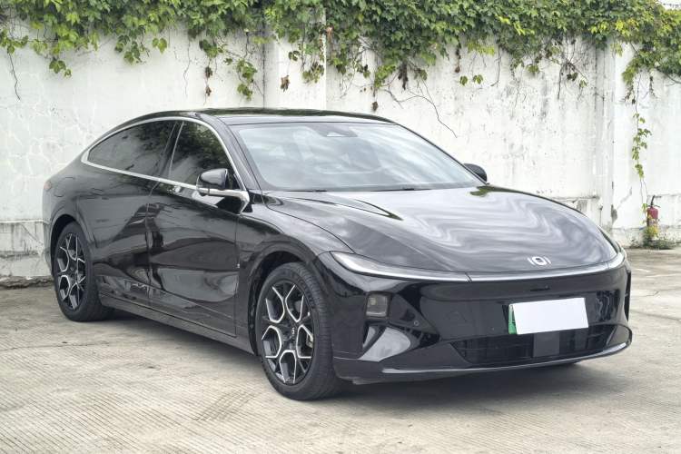 Used CHANGAN NEVO A07 2024 All-Electric "True Fragrance" Edition 710 Flagship Model Exterior 3