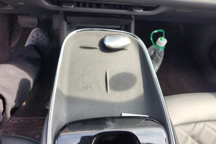 Used CHANGAN NEVO A07 2024 Pure Electric "True Fragrance" Edition 515 Prestige Model Gear Lever