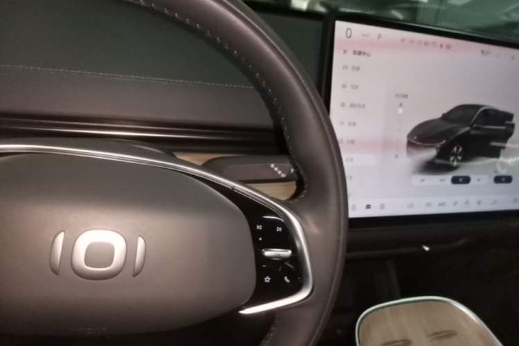 Used CHANGAN NEVO A07 2024 All-Electric "True Fragrant" Edition 515 Elite Model Gear Lever