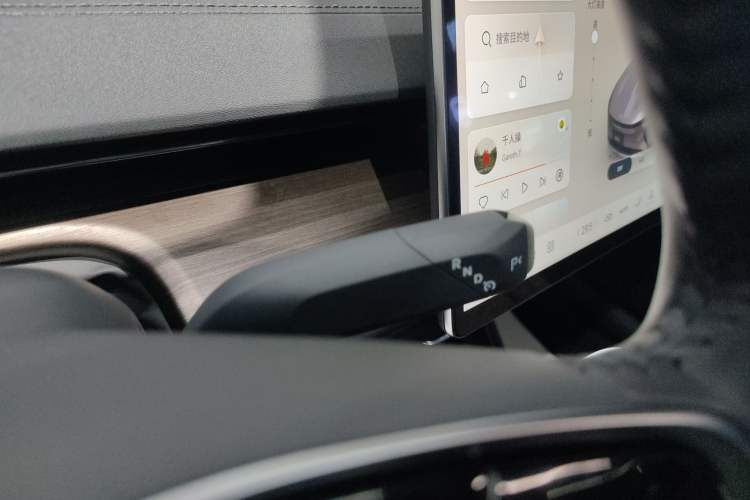 Used CHANGAN NEVO A07 2024 Pure Electric "True Fragrance" Edition 515 Prestige Model Gear Lever