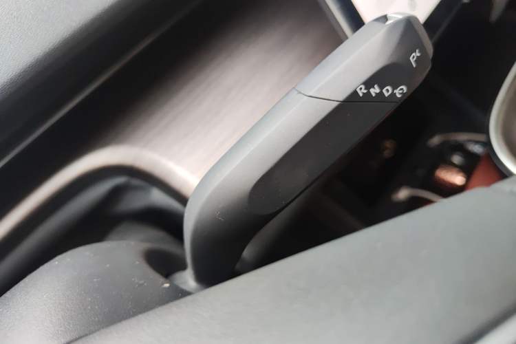 Used CHANGAN NEVO A07 2024 Pure Electric "True Fragrance" Edition 515 Prestige Model Gear Lever