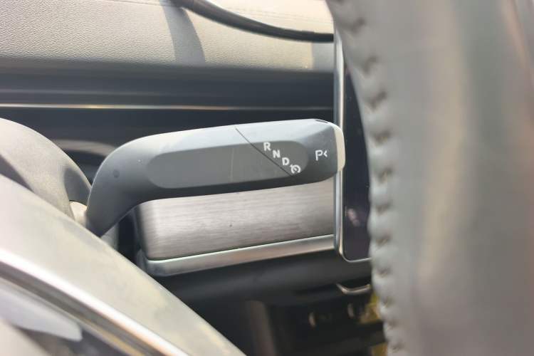 Used CHANGAN NEVO A07 2024 All-Electric "True Fragrance" Edition 710 Flagship Model Gear Lever