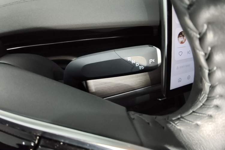 Used CHANGAN NEVO A07 2024 Pure Electric "True Fragrance" Edition 515 Prestige Model Gear Lever