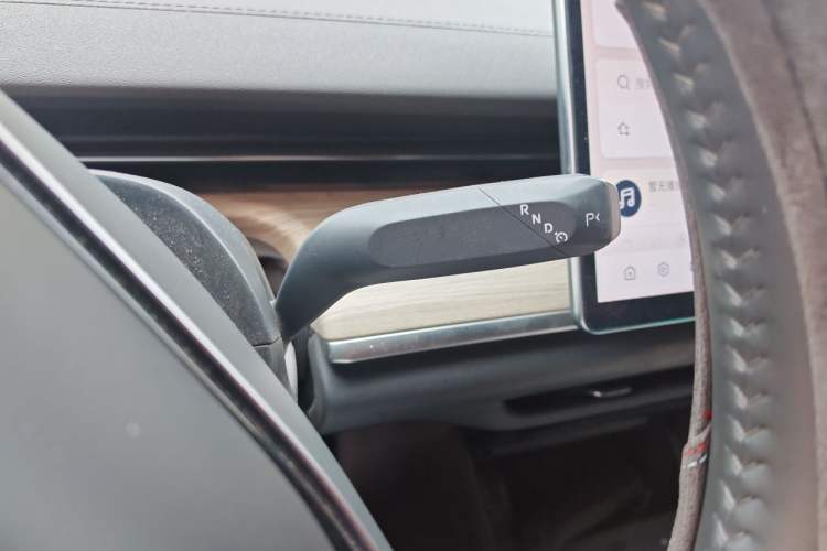 Used CHANGAN NEVO A07 2024 All-Electric "True Fragrant" Edition 515 Elite Model Gear Lever