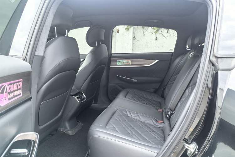 Used CHANGAN NEVO A07 2024 All-Electric "True Fragrance" Edition 710 Flagship Model Interior 3