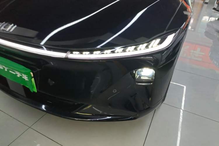 Used CHANGAN NEVO A07 2024 All-Electric "True Fragrance" Edition 515 Luxurious Model 58.9 kWh Left Front Headlight