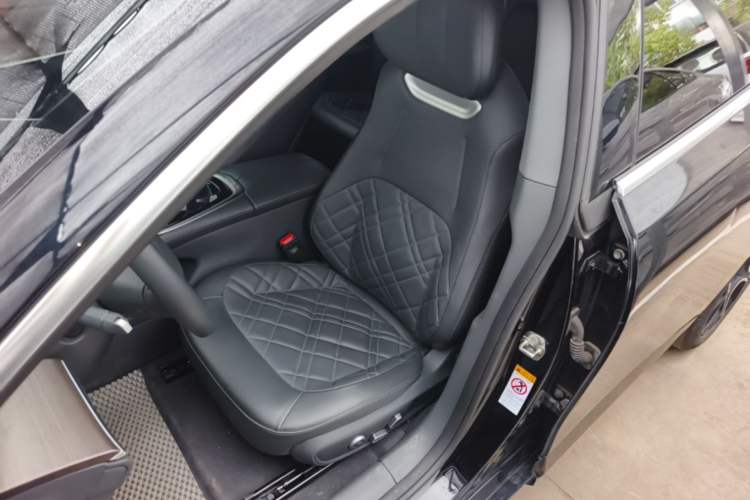 Used CHANGAN NEVO A07 2024 Pure Electric "True Fragrance" Edition 515 Prestige Model Left Front Seat
