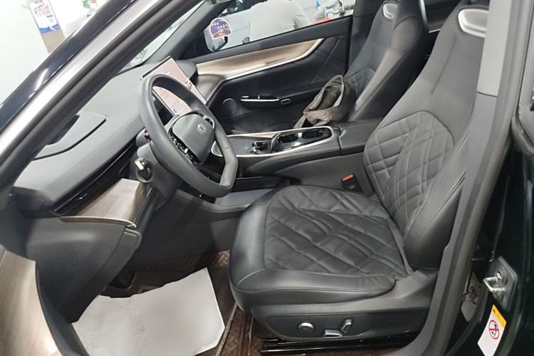 Used CHANGAN NEVO A07 2024 Pure Electric "True Fragrance" Edition 515 Prestige Model Left Front Seat