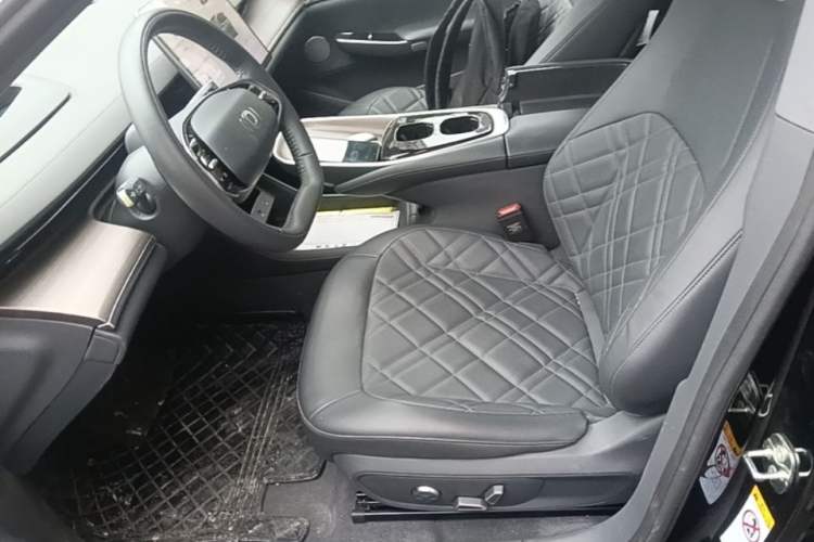 Used CHANGAN NEVO A07 2024 Pure Electric "True Fragrance" Edition 515 Prestige Model Left Front Seat