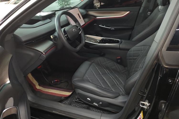 Used CHANGAN NEVO A07 2024 All-Electric "True Fragrance" Edition 515 Luxurious Model 58.9 kWh Left Front Seat
