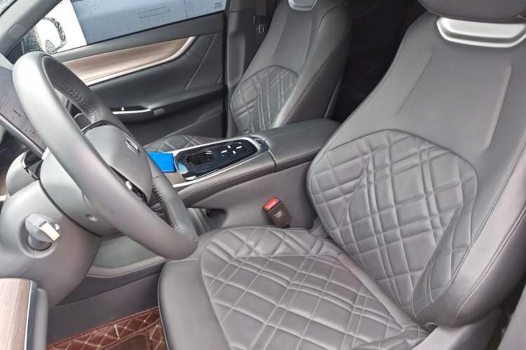 Used CHANGAN NEVO A07 2024 Pure Electric "True Fragrance" Edition 515 Prestige Model Left Front Seat