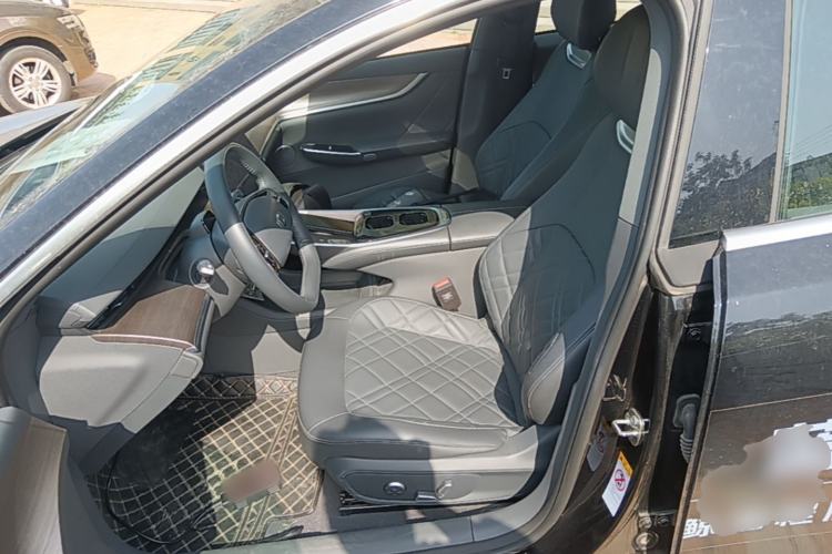 Used CHANGAN NEVO A07 2024 Pure Electric "True Fragrance" Edition 515 Prestige Model Left Front Seat