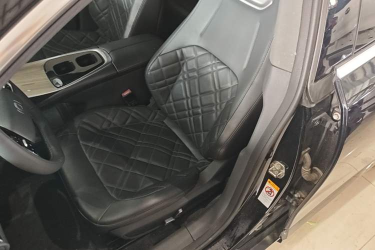 Used CHANGAN NEVO A07 2024 All-Electric "True Fragrant" Edition 515 Elite Model Left Front Seat