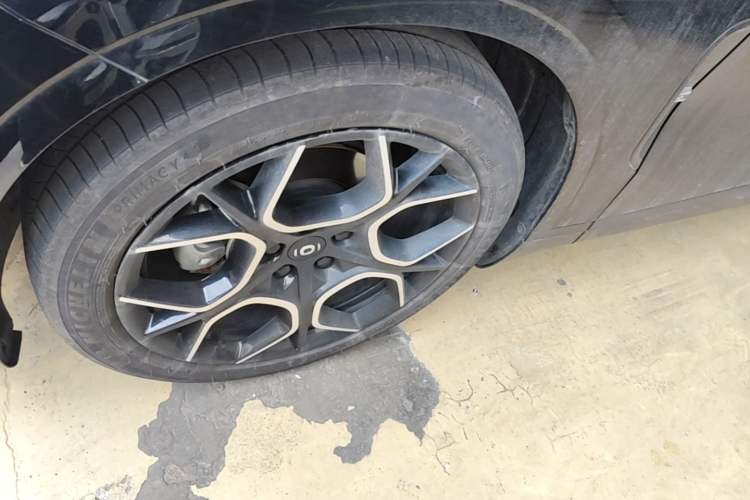 Used CHANGAN NEVO A07 2024 All-Electric "True Fragrance" Edition 515 Luxurious Model 58.9 kWh Left Front Wheel Hub