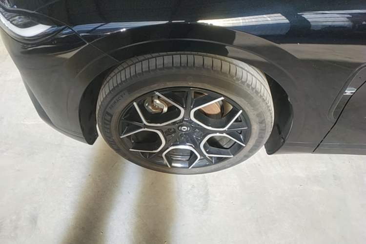 Used CHANGAN NEVO A07 2024 Pure Electric "True Fragrance" Edition 515 Prestige Model Left Front Wheel Hub
